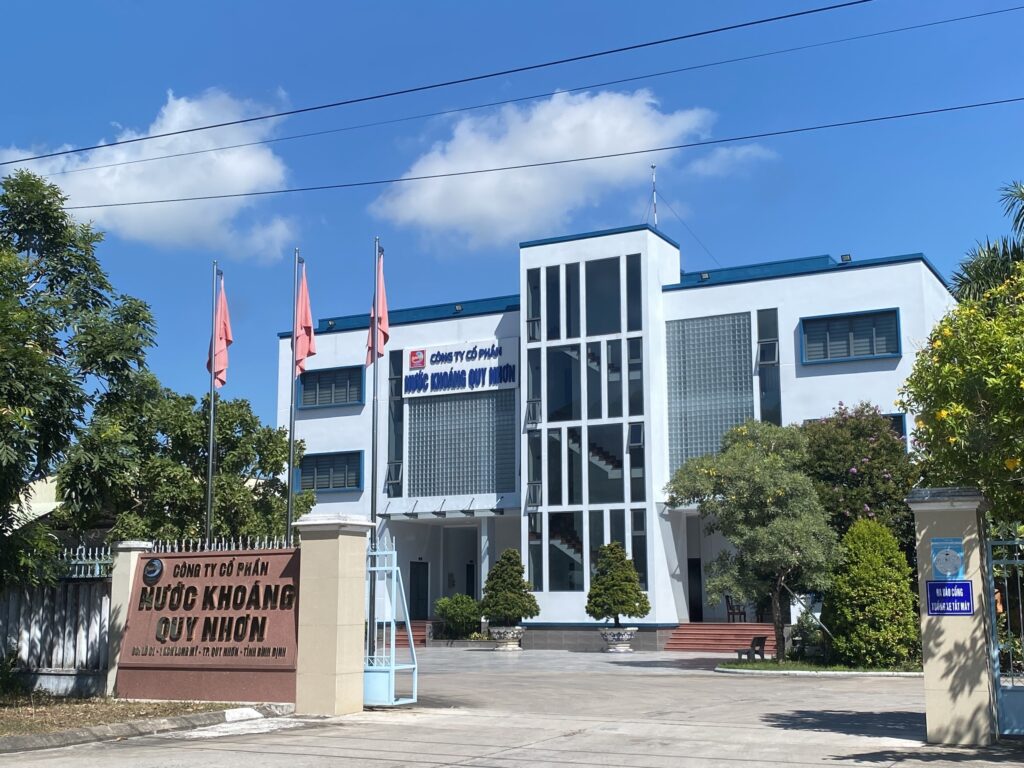 Nhà làm việc điều hành